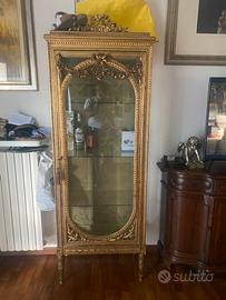 Vetrina stile eclettico fine 800