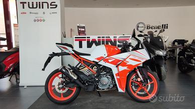 KTM RC 125 Km0 _ VALUTASI PERMUTA