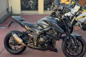 Suzuki GSX S 750
