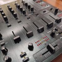 Mixer Audio DJ Behringer DJX 750 (leggere sotto)