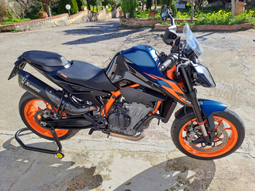 Duke 890 r