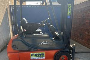 Carrello elevatore elettrico 3 ruote Linde E18C-02