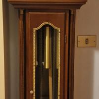 Orologio a pendolo a colonna 