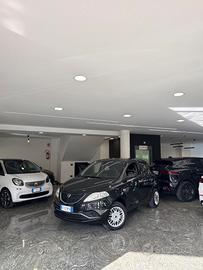 Lancia Ypsilon 0.9 TwinAir 85 CV 5 porte Metano Ec