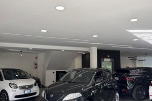 Lancia Ypsilon 0.9 TwinAir 85 CV 5 porte Metano Ec