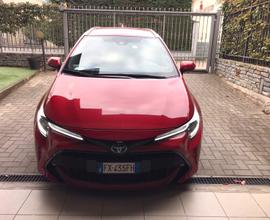 Auto Corolla Touring sport 1.8H