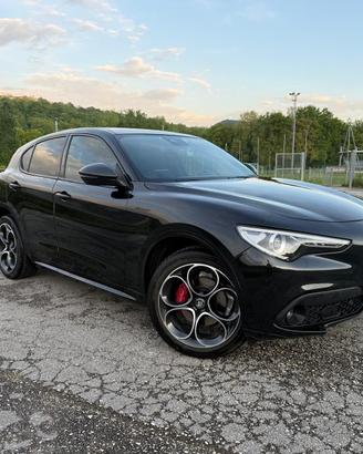 Alfa Romeo Stelvio 2.2 Turbodiesel 210 CV AT8 Q4