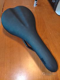 Sella mtb "Fabric" pari al nuovo