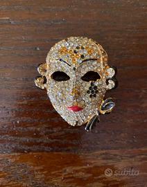 Spilla di Bigiotteria