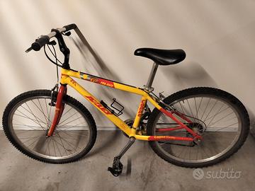 MTB muscolare alluminio ruota 26"