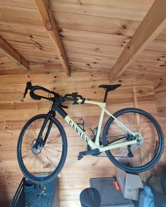 bici gravel in carbonio  