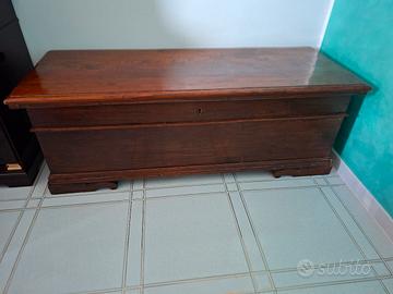 cassapanca in legno