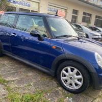 Mini 1.4 tdi One D de luxe tetto clima aut.