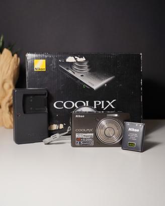 Fotocamera compatta nikon s500