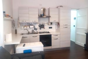 Appartamento arredato via Ughetti