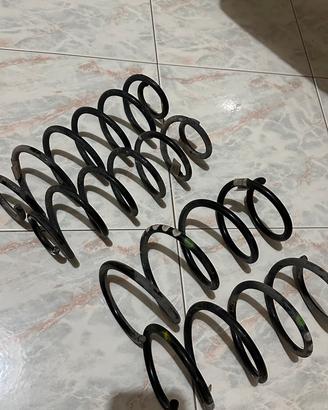 Molle Originali VW Polo MK6 (AW) Set Completo