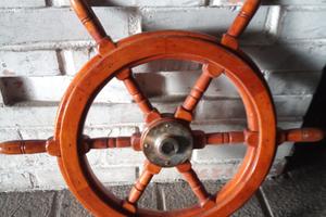 Ruota timone in legno e bronzo