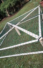 Pollaio piccolo per pulcini/ simili, da giardino. 