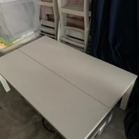 Tavolino basso. Ikea