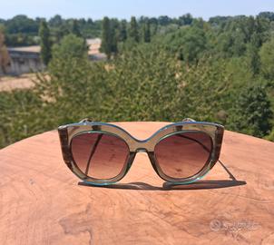 tupendo e mai usato occhiale da Sole Furla 