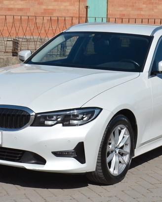Bmw 318d 48V Touring Business Advantage