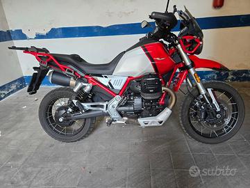 Moto Guzzi V85 TT - 2022