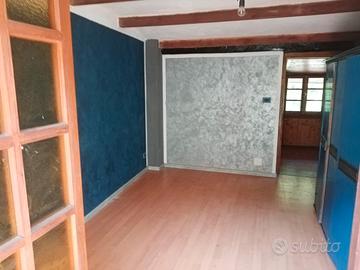 A Villa singola libera su quattro lati