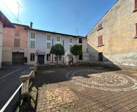 CASA SEMINDIPENDENTE A CALVISANO