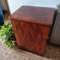 Macchina per cucire Necchi 