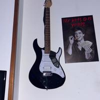 Chitarra elettrica Yamaha con amplificatore