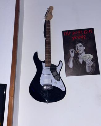 Chitarra elettrica Yamaha con amplificatore