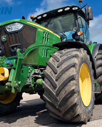 Trattore JOHN DEER 6175R