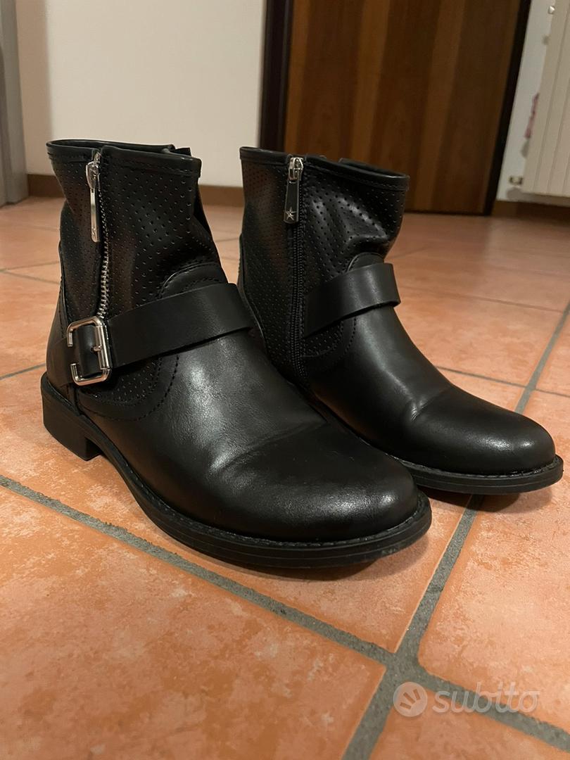 Stivaletti neri Primadonna con zip Abbigliamento e Accessori In vendita a Padova