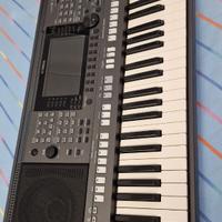 YAMAHA PSR S770