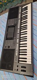 YAMAHA PSR S770