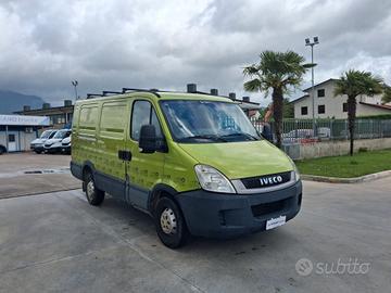 Iveco Daily Furgonato PARI AL NUOVO