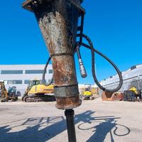 Martello demolitore bobcat hb880