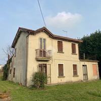 CASA INDIPENDENTE A ARRE