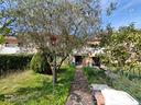 villetta-a-schiera-di-178-m²-con-5-locali-e-box-au