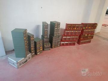 35 contenitori porta minuteria e attrezzi 