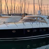 Blu Martin 46 Sun Top