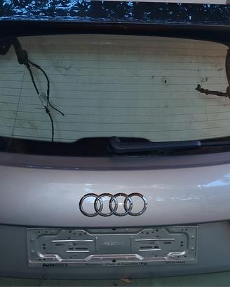 portellone posteriore Audi A1 
