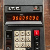 Calcolatrice elettronica I.T.C. anni 70 vintage
