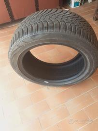 Gomme Invernali  235/ 45R17 97 V
