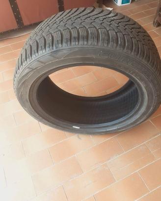 Gomme Invernali  235/ 45R17 97 V