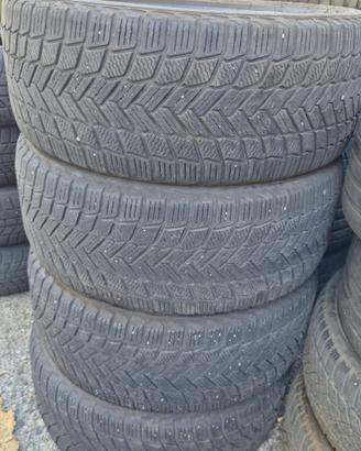 4 Pneumatici 245/45 R19 Michelin X - Ice Snow