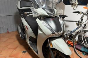 Honda SH 350