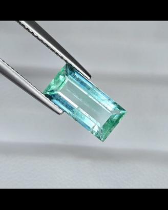 Smeraldo Naturale Russo 2.21 ct - Certificato IGI