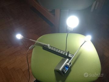 Lotto composto da luci USB e un hub
