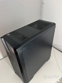 Pc gaming fisso e monitor
